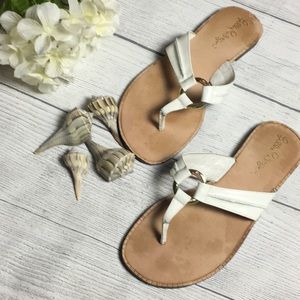 Lilly Pulitzer thong flip flops sandals